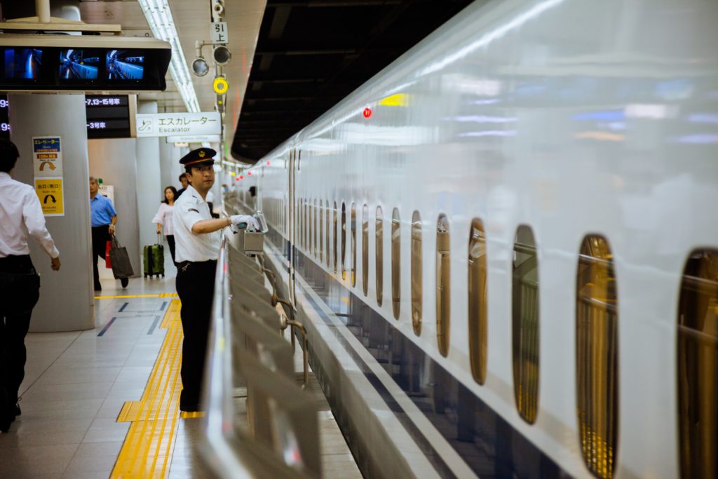 日本の公共交通機関が効率的